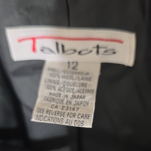 Vintage Talbots Black Blazer with Gold Buttons - Picture 2 of 6